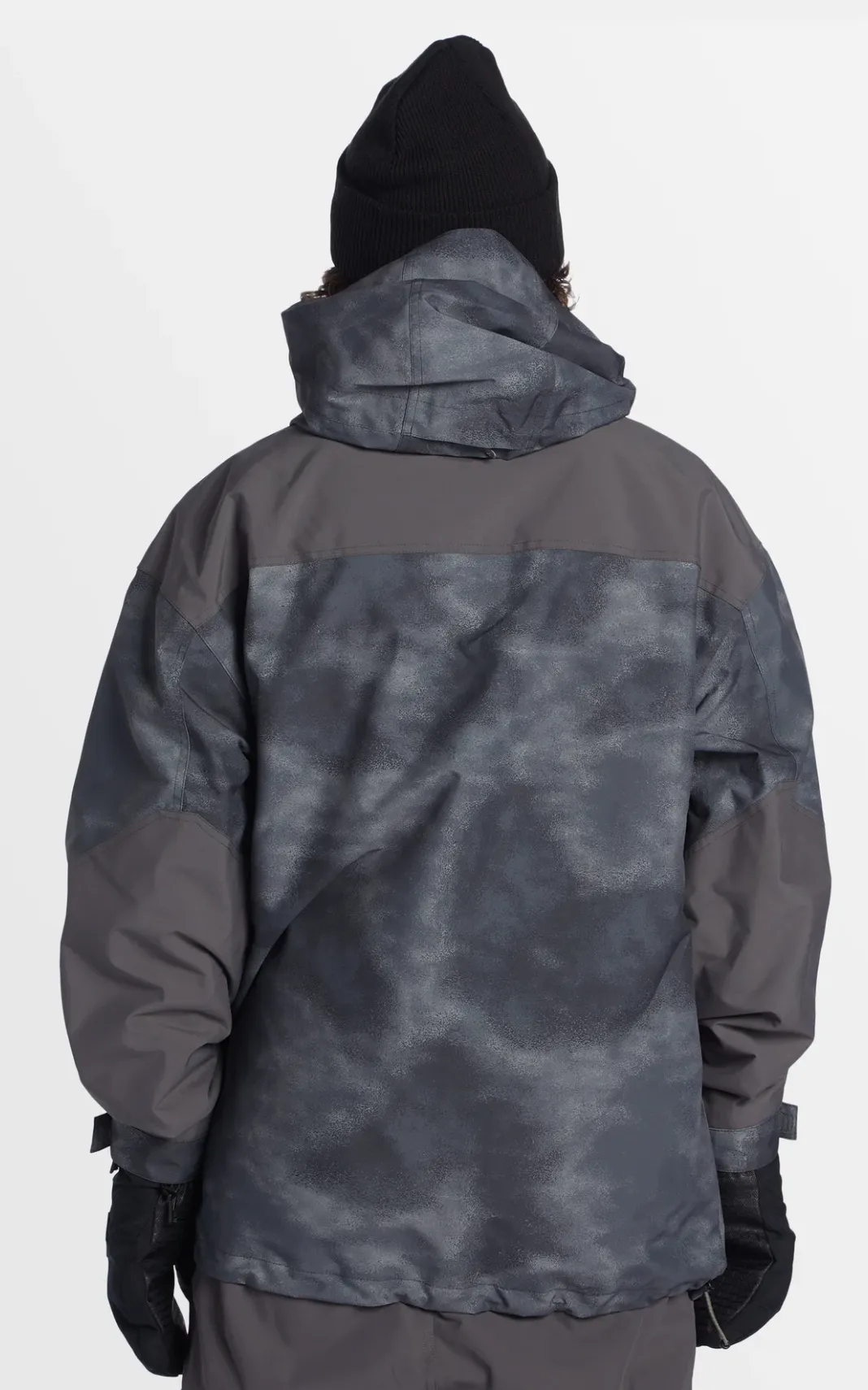 DC 43 Anorak 2025