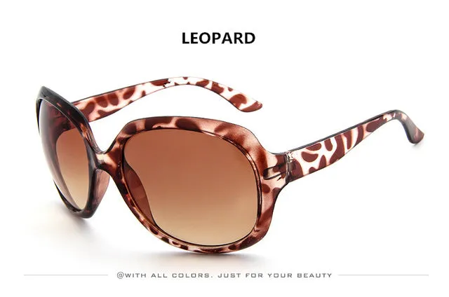 Trendy Classic Oval Shape Plastic Frame Sunglasses For Women