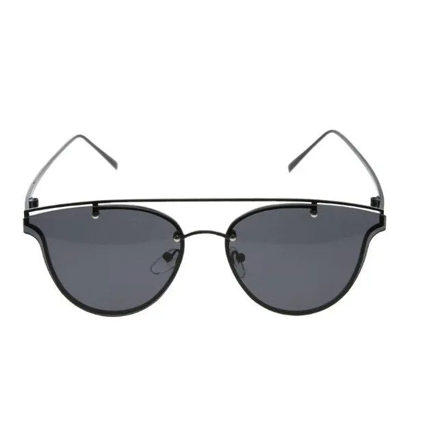 Trendy Strap Sunglasses