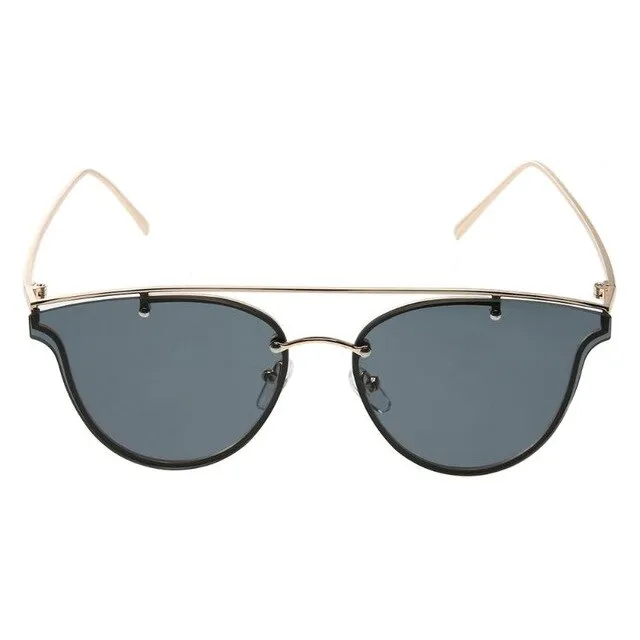 Trendy Strap Sunglasses
